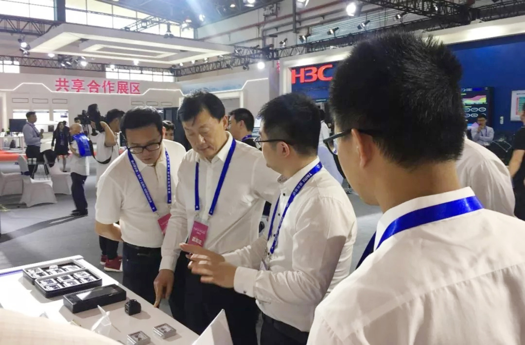 舜宇智能光學亮相首屆長三角一體化創(chuàng)新成果展！